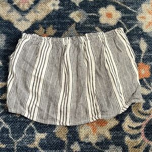 Strapless hollister top